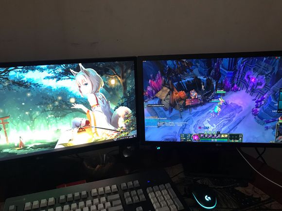 電腦兩個顯示器分屏