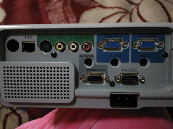 微軟surface怎么連接投影儀